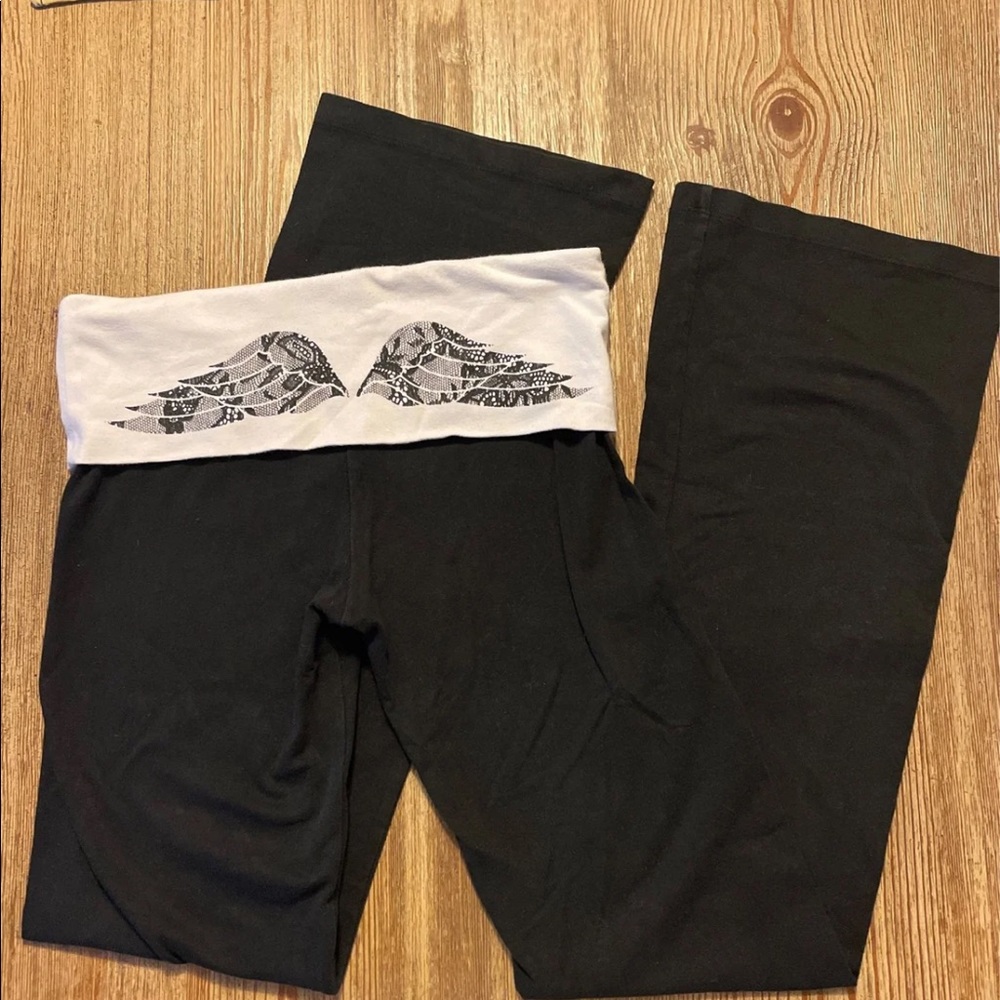 Victoria’s Secret fold-over waist yoga pants size Xs